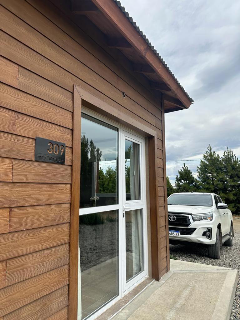 Tierra Tehuelche Hosteria Y Aparts El Calafate Exterior foto